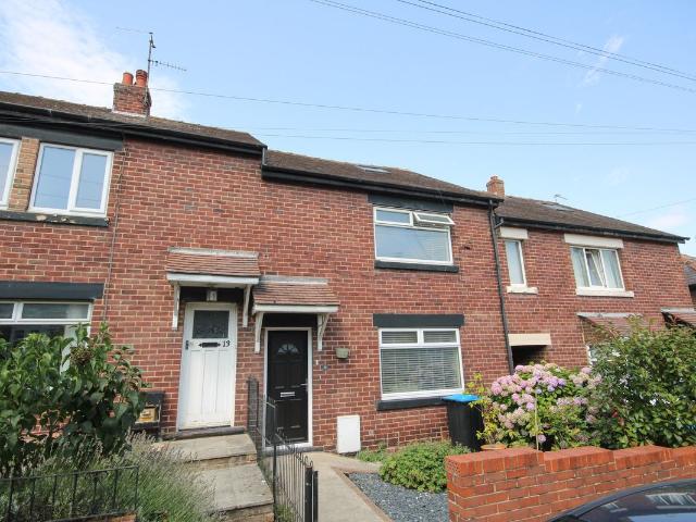 Park Crest, Knaresborough HG5, 3 bed property to rent, £1,300 pcm | PrimeLocation