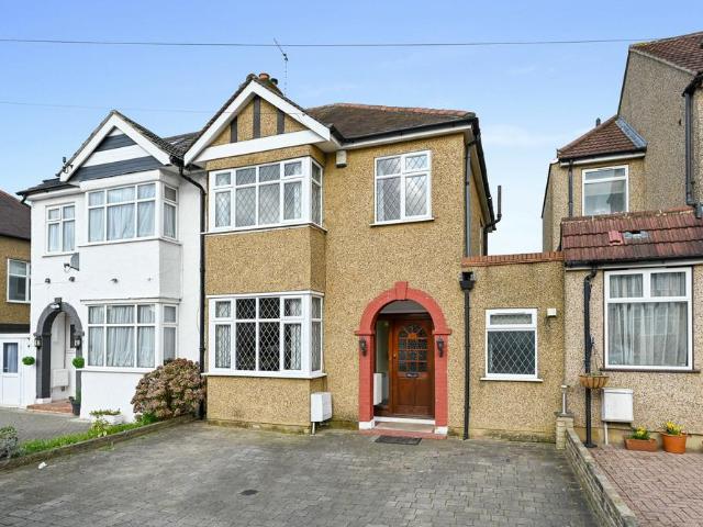 Park Crescent, Harrow 3 bed semi detached house to rent £2,400 pcm £554 pw
