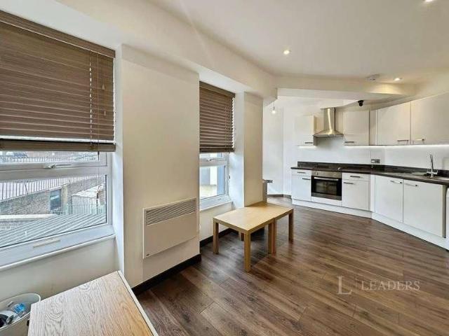 Park Crescent, Park Street, Luton, Bedfordshire, LU1