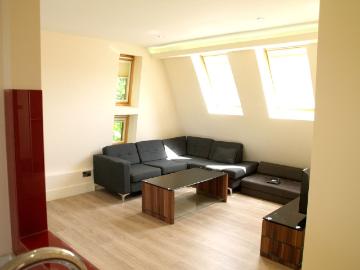 Park Crescent, Rusholme M14, 3 bed flat to rent, £1,820 pcm | PrimeLocation