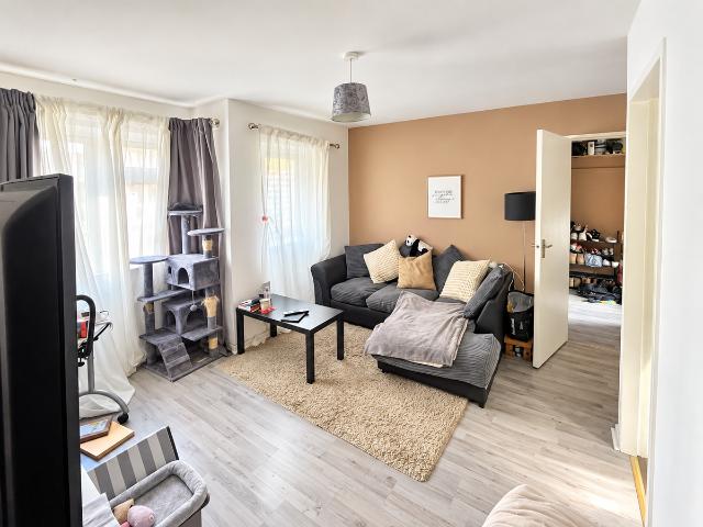 Park Drive, Northampton NN5, 1 bed flat to rent, £865 pcm | PrimeLocation