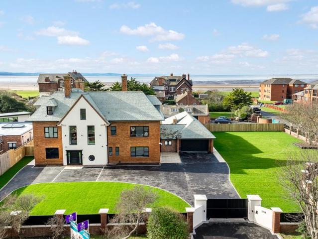 Park Drive, Crosby, Liverpool. 7 bed detached house to rent £25,000 pcm £5,769 pw