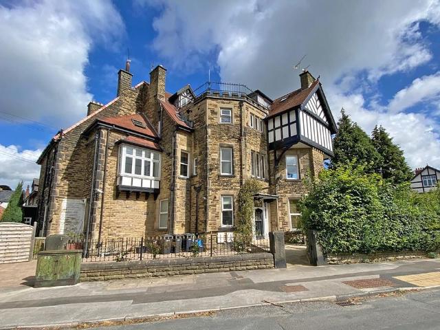 Park Drive, Harrogate HG2, 4 bed flat to rent, £2,350 pcm | PrimeLocation