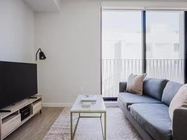 Park East, 200 Mesnager St, Chinatown 1 Bedroom 1 Bath