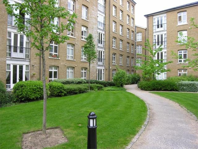 Park East Building, Bow E3, 1 bed flat to rent, £1,700 pcm | PrimeLocation