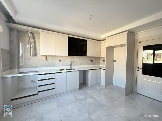 PARK EMLAKtan TARSUS KIRKLARSIRTI MAH.SATILIK 2+1 BAĞIMSIZ MUTFAK DAİRE