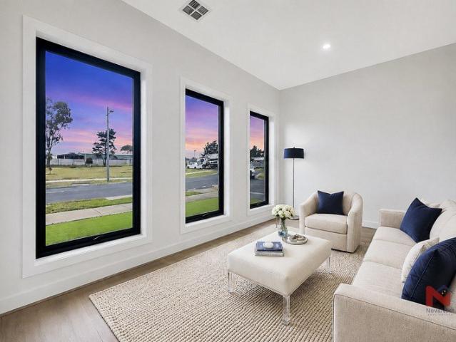 PARK FACING | 24 Karachi Avenue, Mount Cottrell A Masterpiece of Modern Luxury and Comfort!