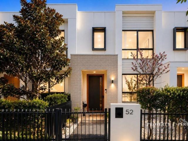 Park Facing Torrens Tile Home Moments from Northbourne Public School!
