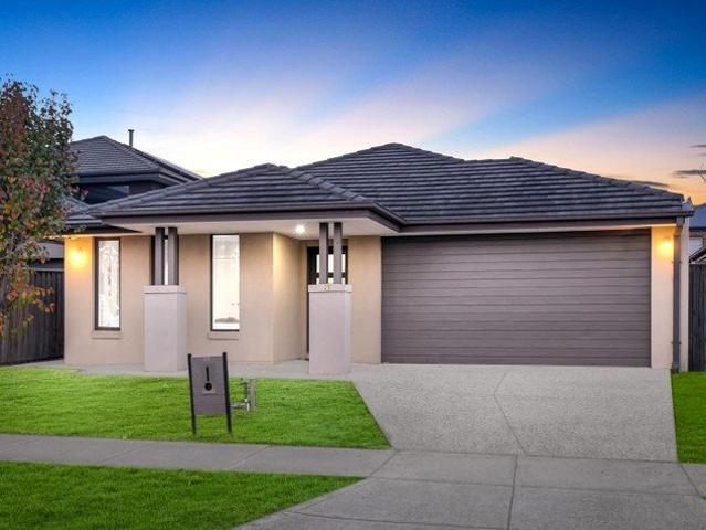 PARK FACING FAMILY HOME PERFECT FOR FIRST HOME BUYERS AND INVESTORS