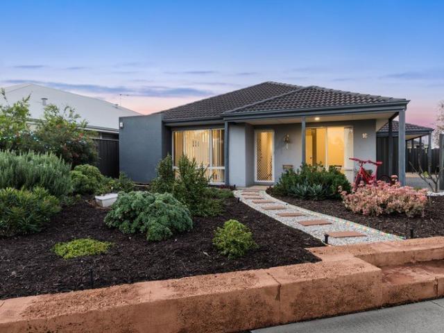 Park facing home quality and class