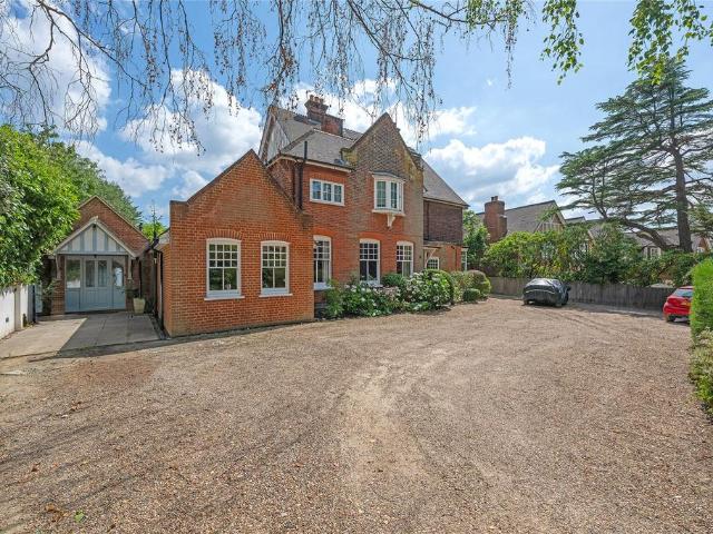 Park Farm Road, Bromley, BR1 Flat to rent £1,050 pcm £242 pw