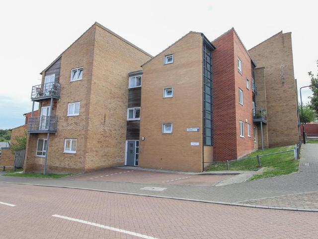 Park Grange Court, Sheffield S2 2 bed flat to rent £700 pcm £162 pw