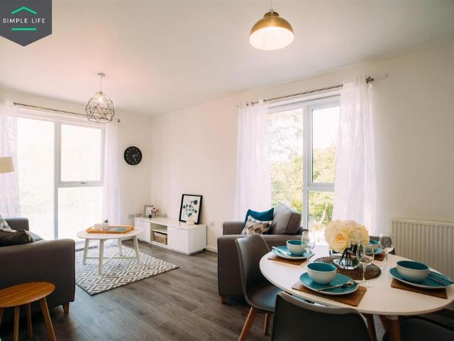 Park Grange House, Sheffield, S2 2 bed apartment to rent £1,045 pcm £241 pw