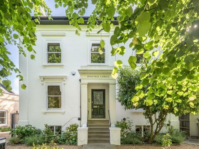 Park Hill, London SW4 6 bed detached house to rent £14,000 pcm £3,231 pw