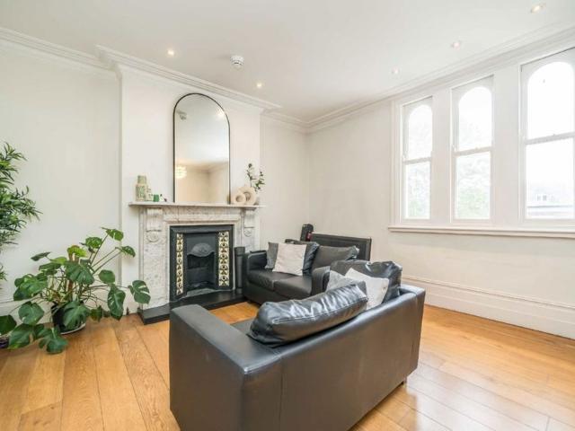 Park Hill, SW4, London