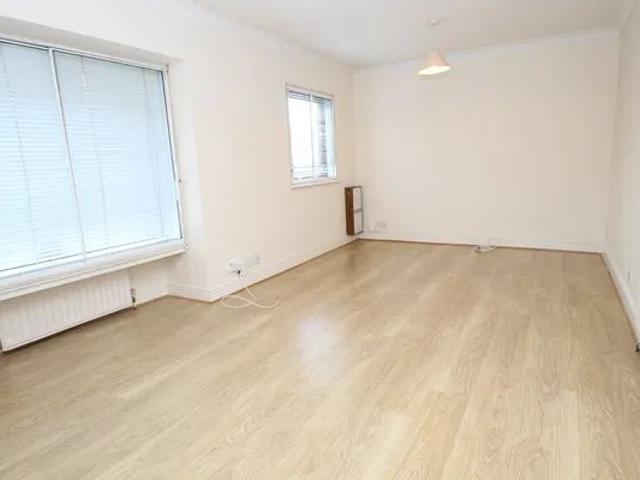 Park Hill Rise, Croydon CR0 5RU, Property for rent