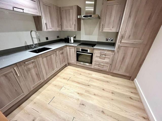 Park House Apartments, Park Row, Leeds LS1, 1 bed flat to rent, £1,250 pcm | PrimeLocation