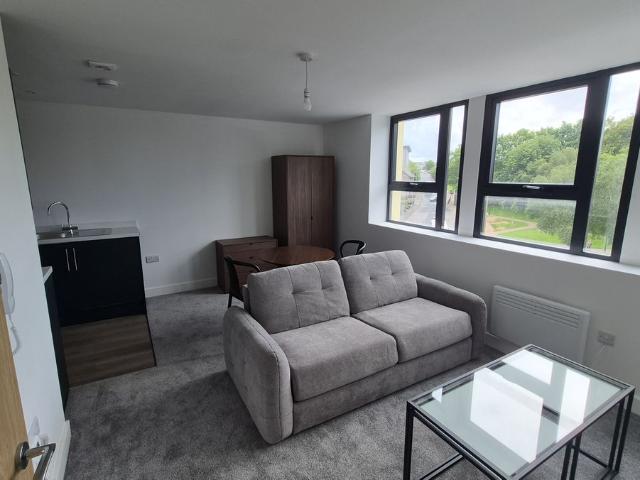 Park House, Bradford, Bradford, West Yorkshire BD1, Studio to rent, £600 pcm | PrimeLocation