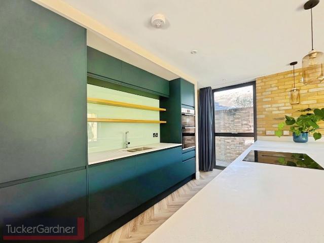 Park Lane, Cambridge CB24, 3 bed property to rent, £2,300 pcm | PrimeLocation