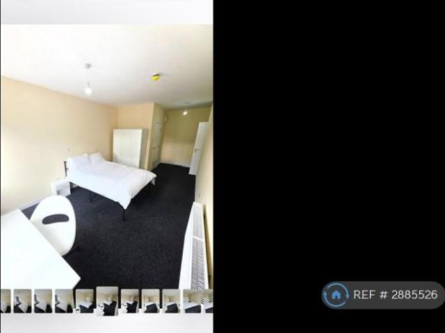 Park Lane, Gateshead, NE8 1 bed in a flat share to rent £650 pcm £150 pw