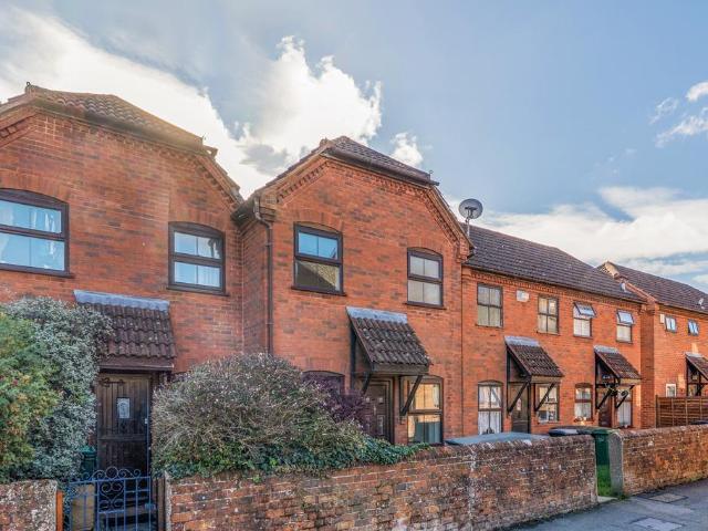 Park Lane, Newbury, RG14 1 bed terraced house to rent £1,000 pcm £231 pw