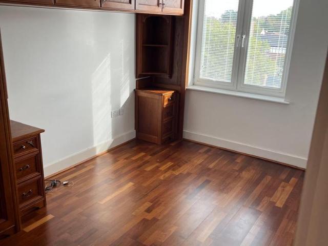 Park Lane, Skyline Court, CR0 2 bed flat to rent £1,900 pcm £438 pw