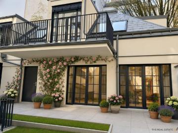 „PARK LIFE“ – Stilvoll wohnen im generalsanierten Altbau im 18. Bezirk