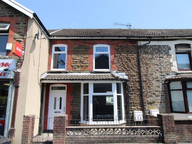 Park Place, Bargoed CF81, 3 bed terraced house to rent, £850 pcm | PrimeLocation