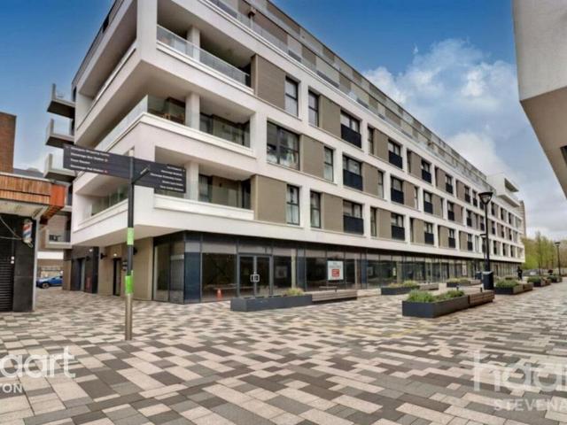 Park Place, Stevenage 1 bed apartment to rent £1,300 pcm £300 pw