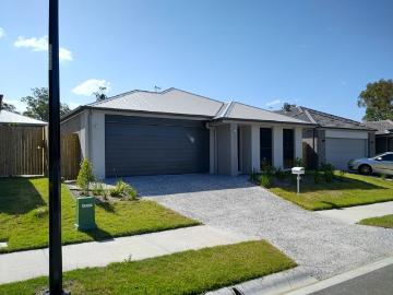 PARK RIDGE 422m2 4 BED + 1 study area inc WIR ensuite