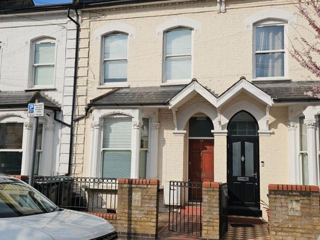 Park Ridings, London N8, 4 bed terraced house to rent, £3,250 pcm | PrimeLocation