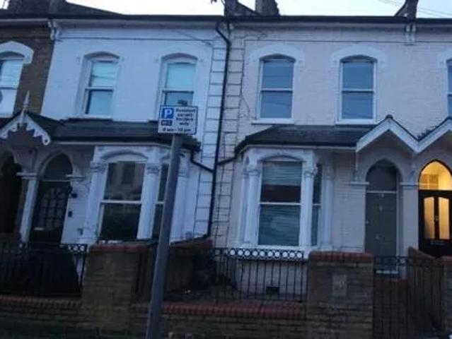 Park Ridings, London, London, N8 | 4 bed house for rent #165717521 | Rentberry