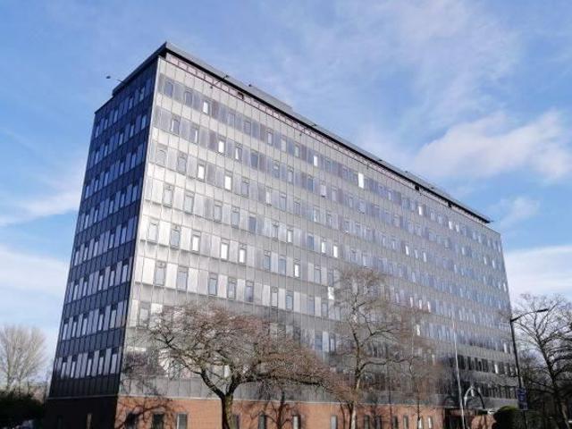 Park Rise, Trafford Plaza M16, 2 bed flat to rent, £1,000 pcm | PrimeLocation