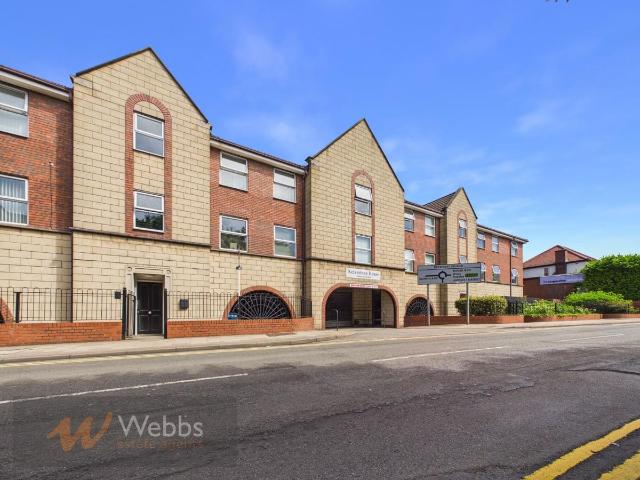 Park Road, Cannock WS11, 2 bed flat to rent, £850 pcm | PrimeLocation