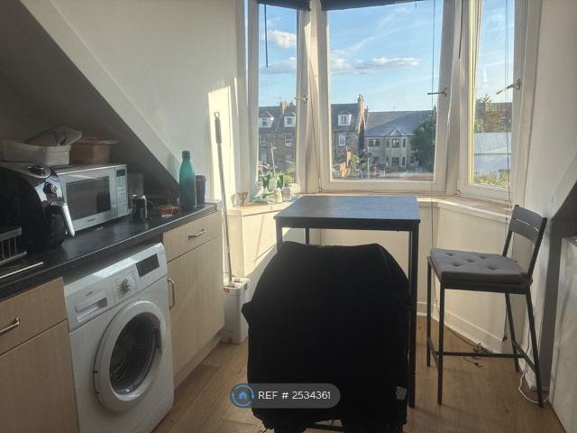 Park Road, Ardrossan KA22, Studio to rent, £560 pcm | PrimeLocation