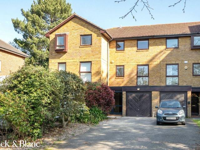 Park Road, Beckenham BR3, 5 bed terraced house to rent, £3,200 pcm | PrimeLocation
