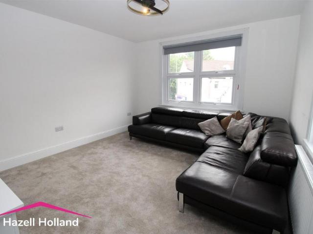Park Road, Dartford 2 bed maisonette to rent £1,700 pcm £392 pw