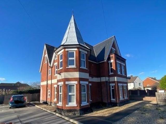 Park Road, Fordingbridge, Hampshire SP6, 1 bed flat to rent, £800 pcm | PrimeLocation