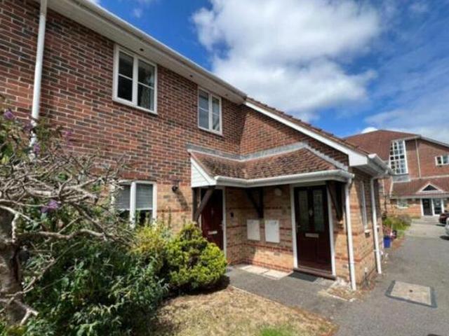 Park Road, Flat Willow Park, Poole, 2 Bedroom Maisonette