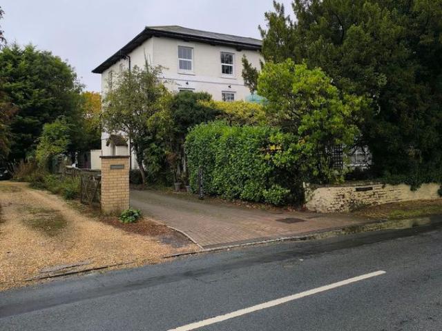 Park Road, Hanslope MK19, 1 bed flat to rent, £950 pcm | PrimeLocation