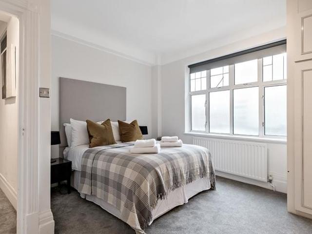 Park Road, London NW8 2 bed flat to rent £3,683 pcm £850 pw