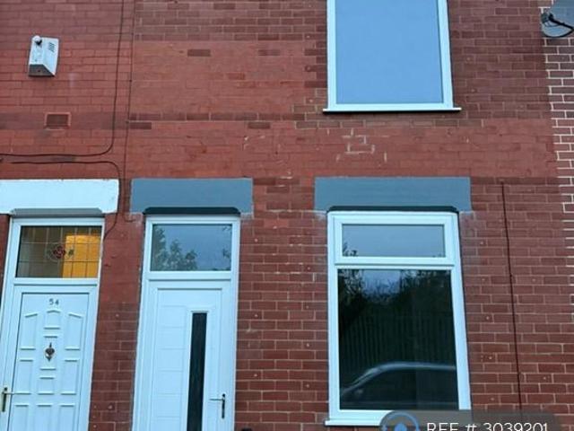 Park Road, Manchester, M34 2 bed terraced house to rent £1,200 pcm £277 pw