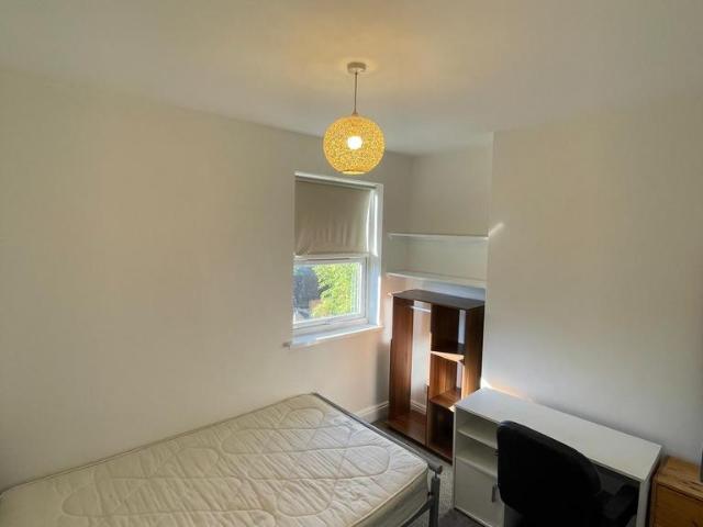 Park Road, Nottingham NG7 4 bed house share to rent £525 pcm £121 pw