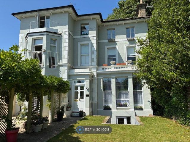 Park Road, Southborough, Tunbridge Wells TN4, 3 bed flat to rent, £1,690 pcm | PrimeLocation