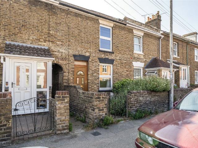 Park Road, Sittingbourne, Kent ME10, 3 bed terraced house to rent, £1,350 pcm | PrimeLocation