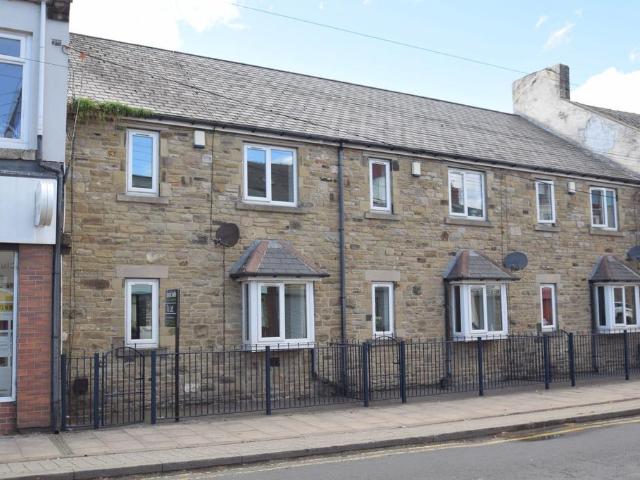 Park Road, Stanley, DH9 3 bed terraced house to rent £650 pcm £150 pw