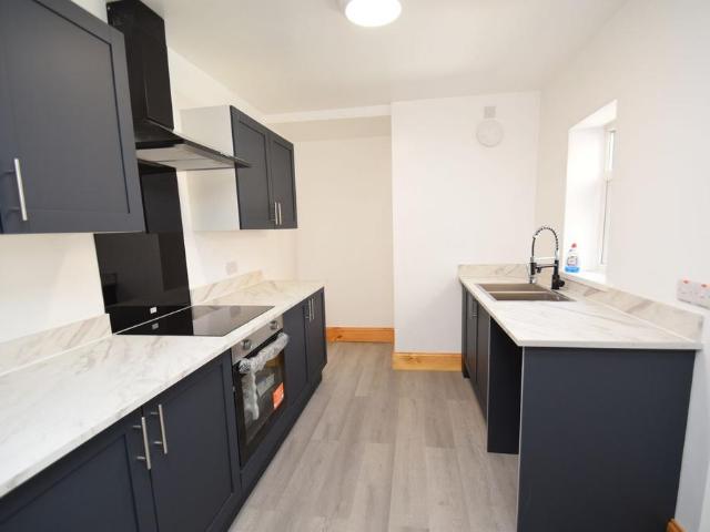 Park Road, Stanley, DH9 1 bed flat to rent £525 pcm £121 pw