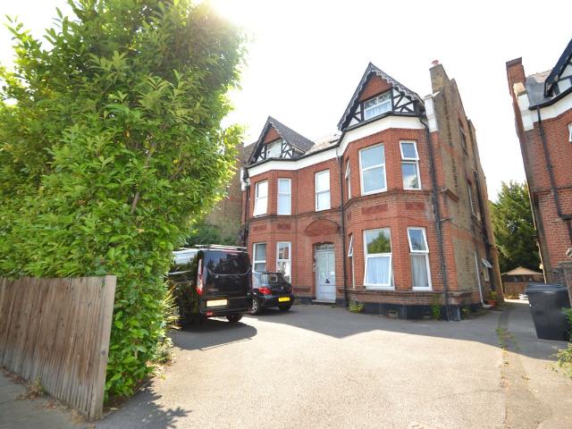 Park Road, Surbiton KT5, Studio to rent, £1,200 pcm | PrimeLocation