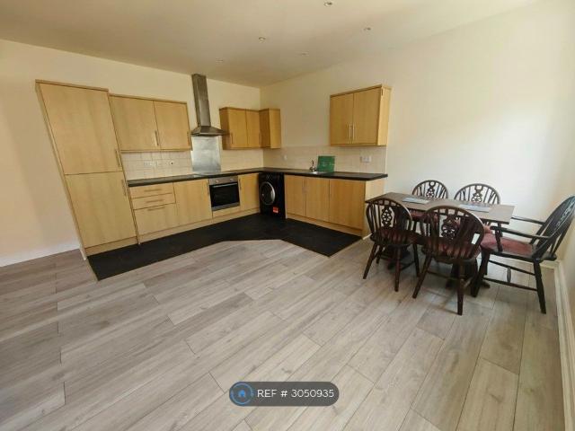 Park Road, Peterborough PE1, 2 bed flat to rent, £900 pcm | PrimeLocation