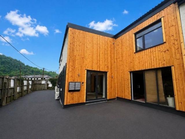 Park Road, Risca, Newport NP11, Property to rent, £400 pcm | PrimeLocation